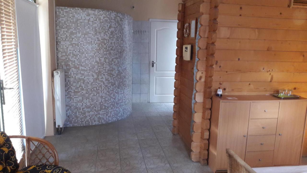 Szalay Villa Veszprem Bagian luar foto